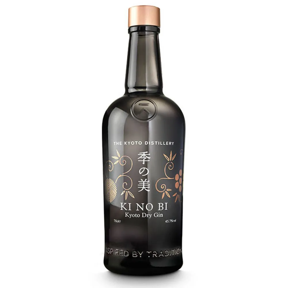 ki-no-bi-gin-kyoto-japan Gin Ki No Bi ("La bellezza delle stagioni") si ispira alla tradizione ed è distillato, miscelato e imbottigliato a Kyoto.