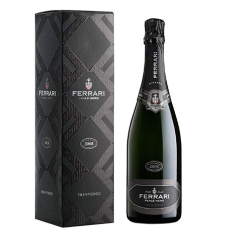 Un Vino Straordinario: Trento Riserva DOC "Perlé Nero" 2016 - Ferrari Questa meraviglia di vino è di un colore giallo dorato e brillante, con una finissima e persistente perlage. Al naso è ricco e maturo, con una gamma olfattiva che spazia dal fruttato al minerale, fino al tostato. La sua grande complessità è in perfetto equilibrio tra note fruttate e tostate, completato da un'intrigante sapidità.